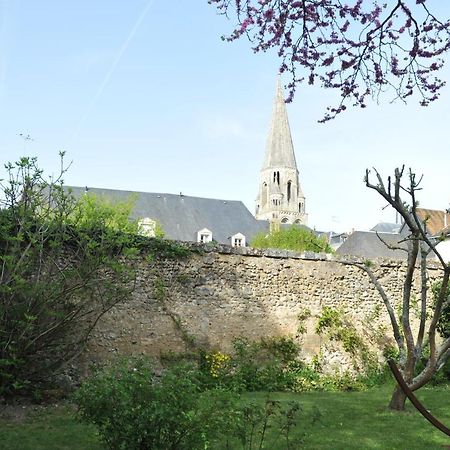 Vendome Au Bord Du Loir Bed & Breakfast Exterior photo