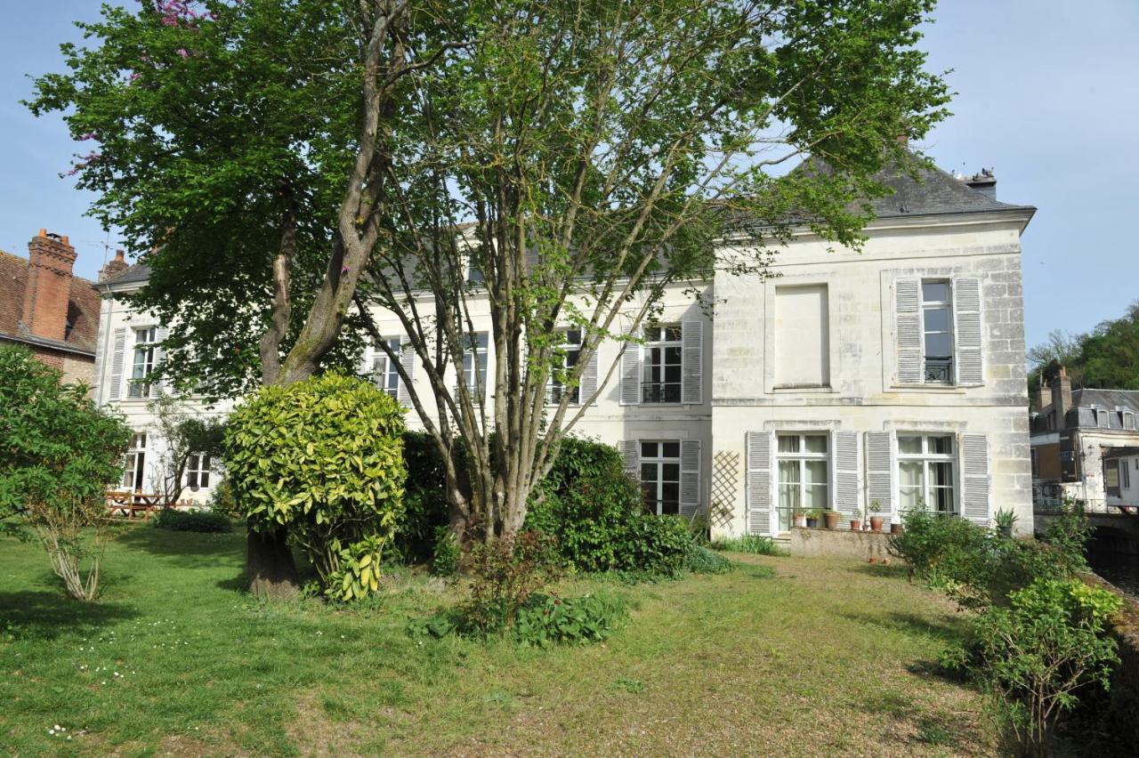 Vendome Au Bord Du Loir Bed & Breakfast Exterior photo