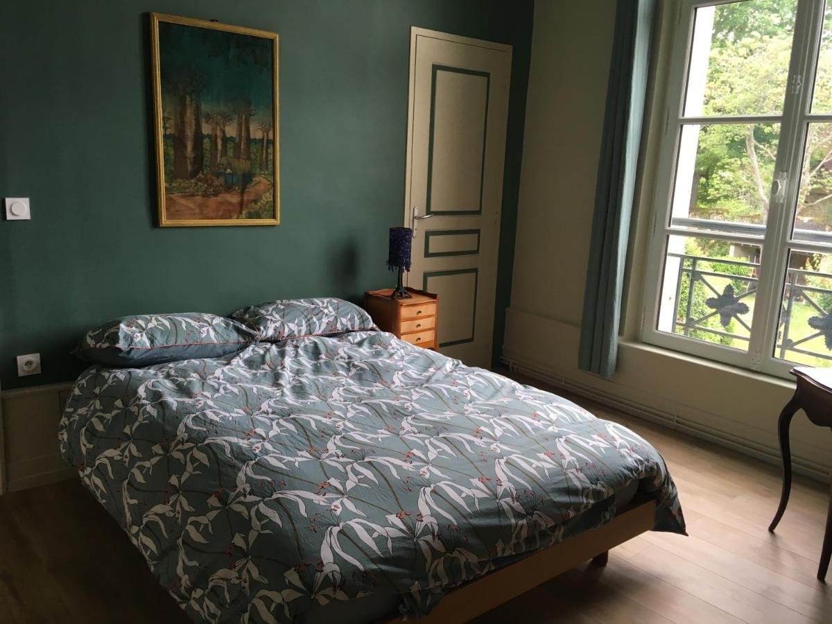 Vendome Au Bord Du Loir Bed & Breakfast Exterior photo